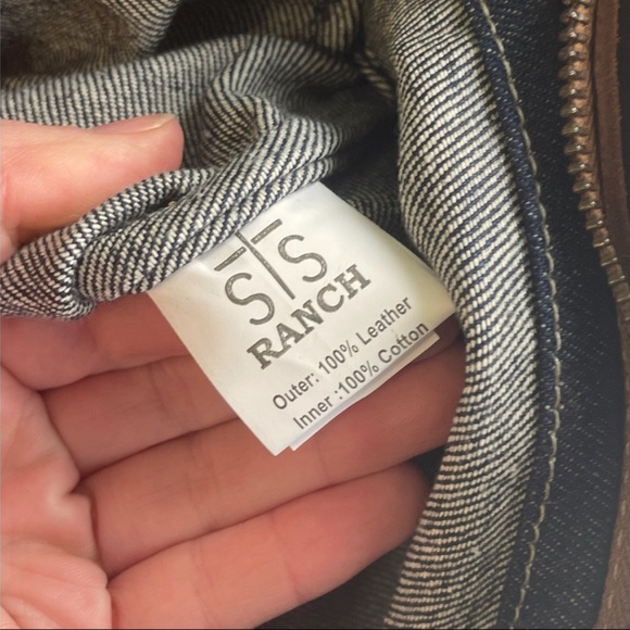 This STS Ranch Marimar Satchel Western Overnight conceal carry bag - Picture 14 of 16